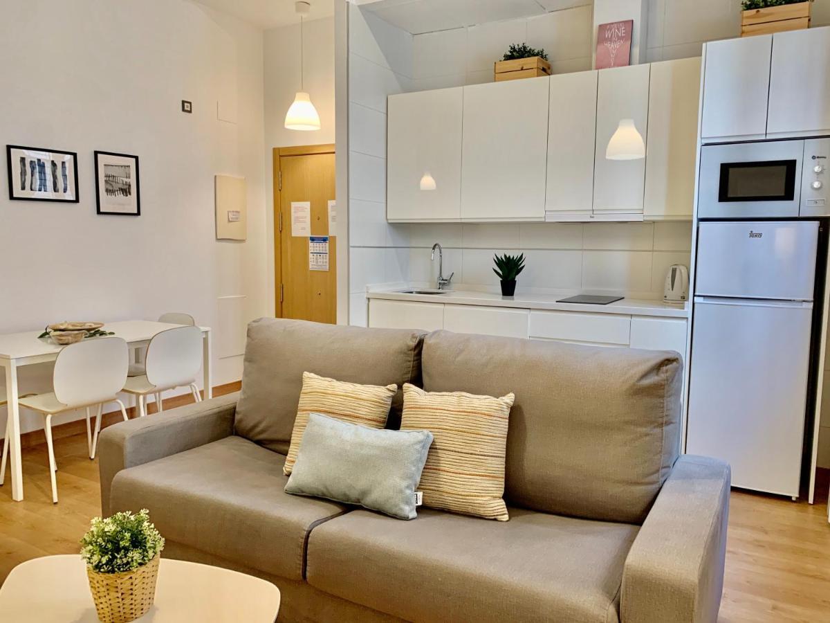 Homely Malaga Refino Bajo G6 Y F6 المظهر الخارجي الصورة